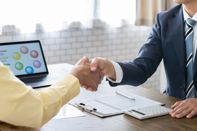 Flexible support tailored to owner needs, from full outsourcing to partial services